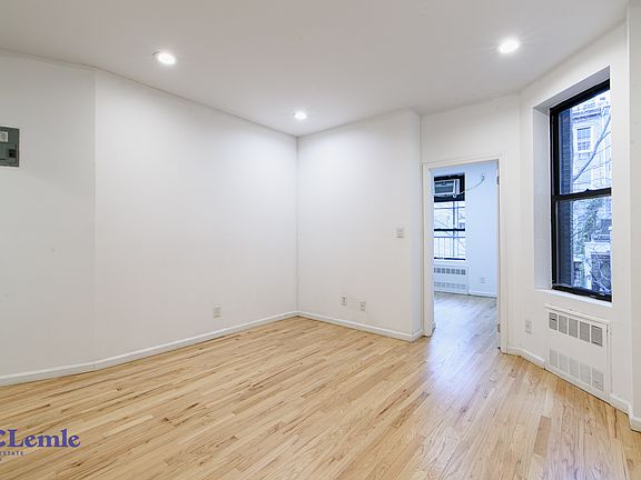 2nd image of 204 E 84th St #2