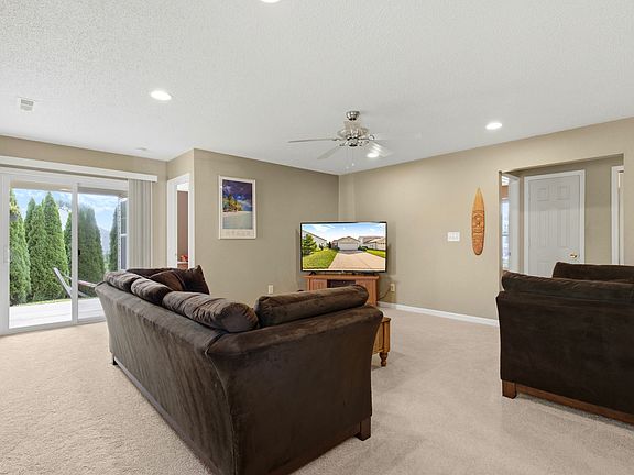 3rd image of 1807 Blue Lake Dr