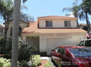 9234 Greenbrier Ct, Davie, FL 33328