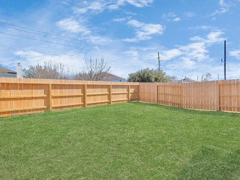 21019 Bay Village Dr #A — Photo 5