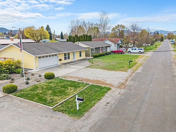 4th image of 430 E 9th Ave