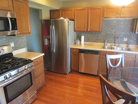 2nd image of 1351 Portsmouth Ct