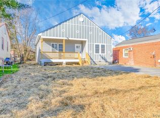 520 Harding St, Petersburg, VA 23803
