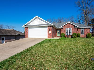 1822 Grand Point Ct, Jefferson City, MO, 65109