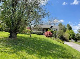214 Tise St NE, Floyd, VA 24091