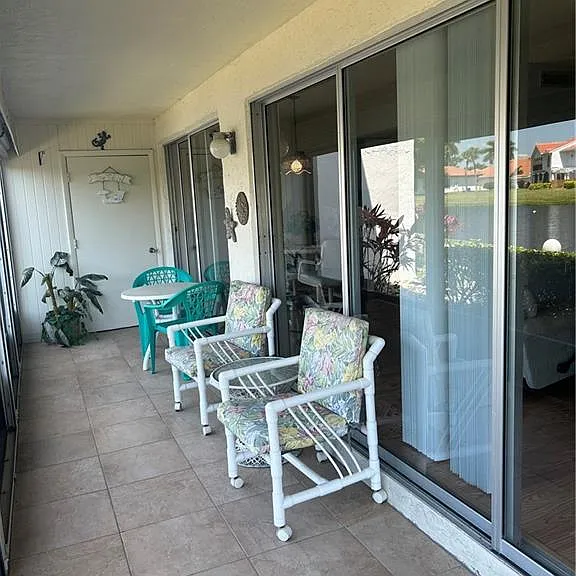5479 Peppertree Dr #E13 — Photo 26