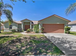 163 Winston Manor Cir, Seffner, FL 33584