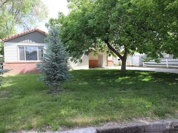 1833 Sigrid Ave, Twin Falls, ID 83301