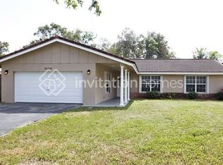 7508 NW 40th St, Coral Springs, FL 33065