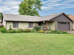 113 Mockingbird Ln, Elk City, OK 73644