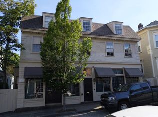 34 Franklin St APT 3W, Newport, RI 02840