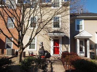 14388 Havener House Ct, Centreville, VA 20120