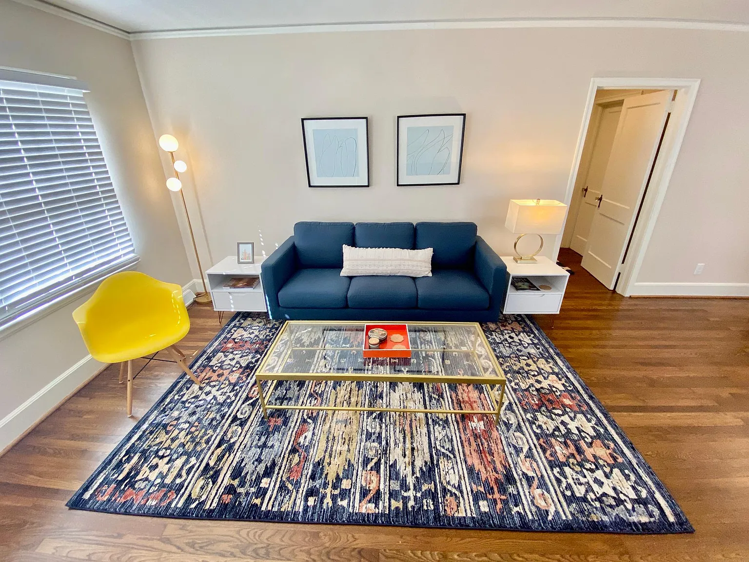 2 bed, 1000 sqft, $3,100 — Photo 4