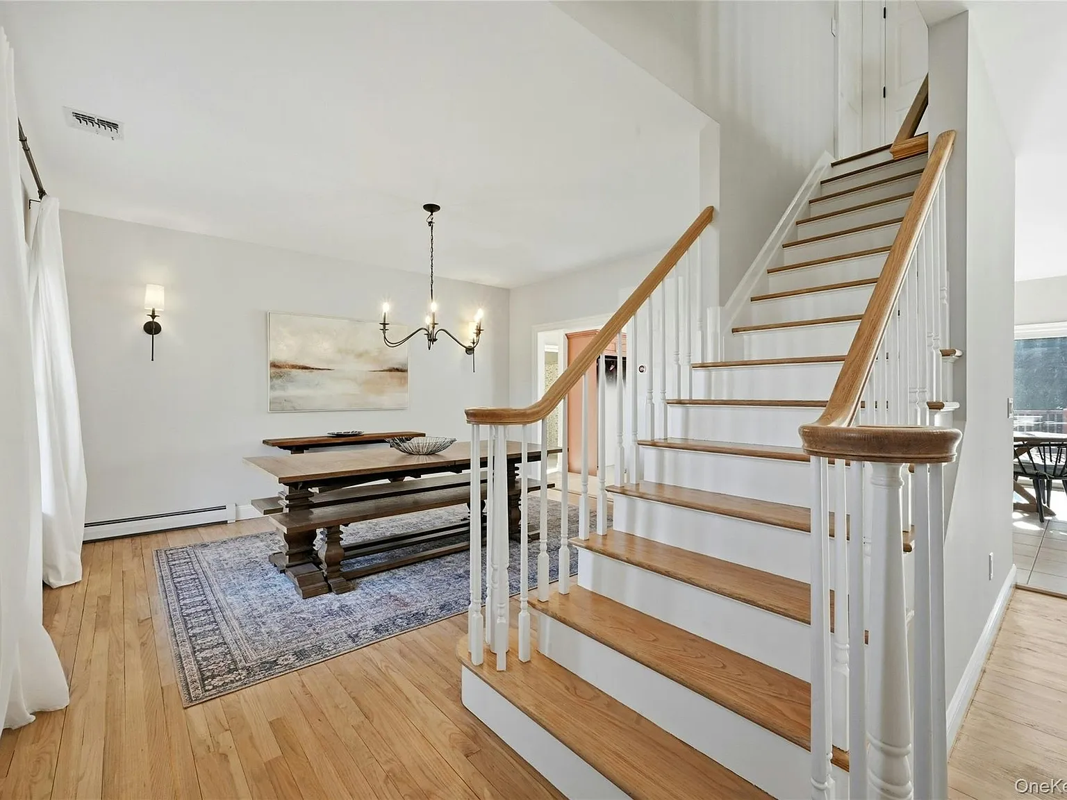 4 bed, 3.0 bath, 2600 sqft, $8,000 — Photo 3