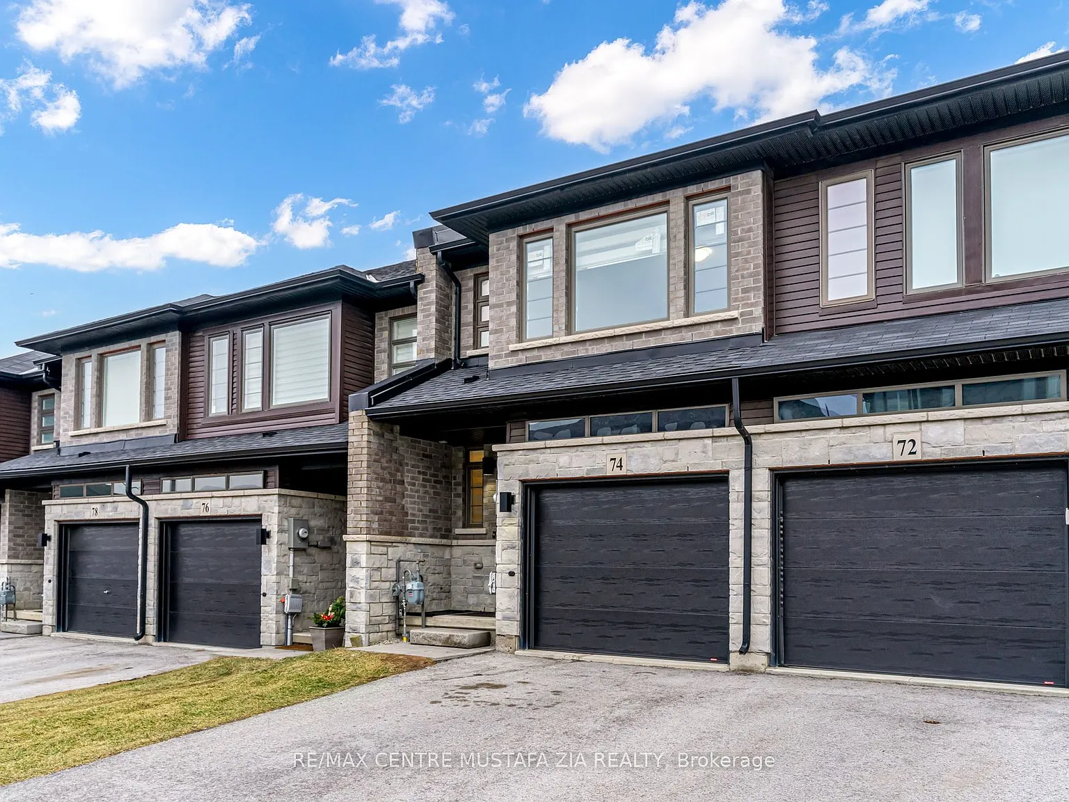 3 bed, $2,900 — Photo 2