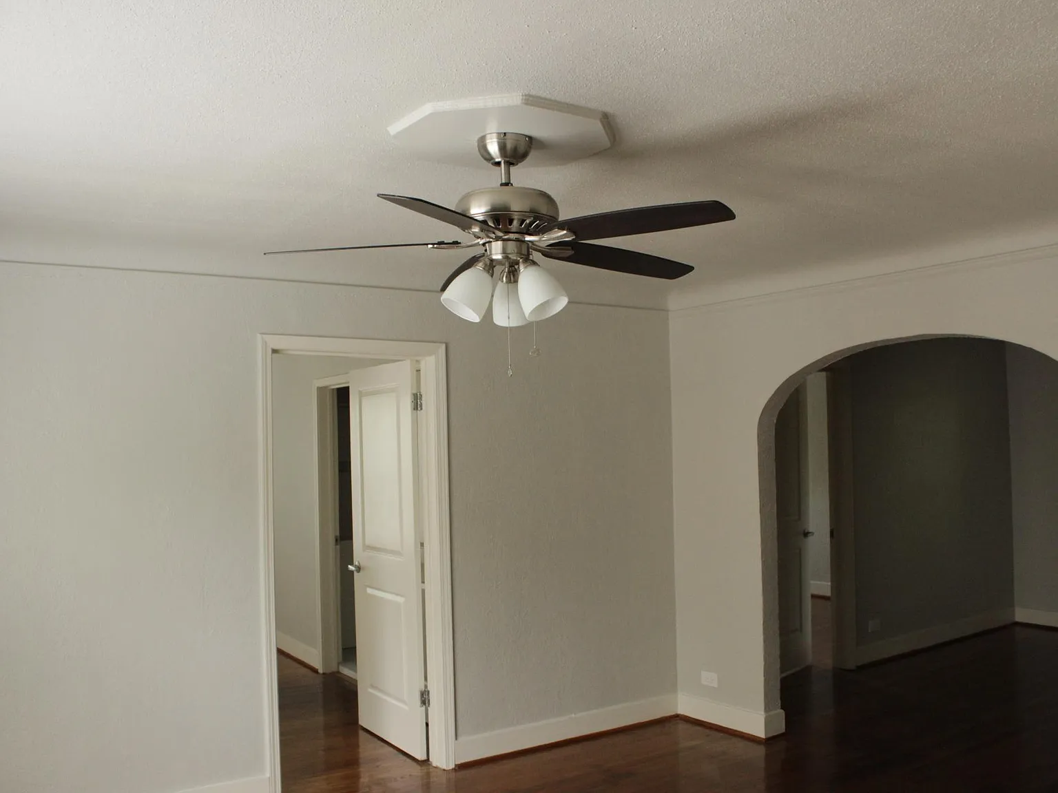 2 bed, 900 sqft, $1,195 — Photo 3