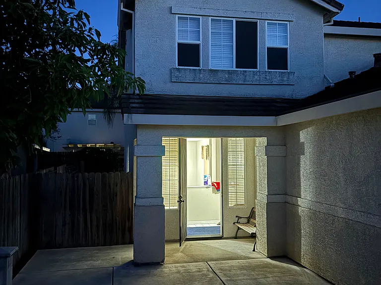 5140 Fawn Hollow Way — Photo 2
