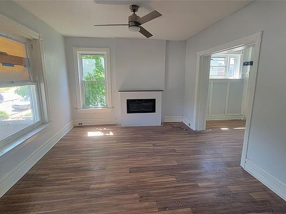 5th image of 1215 Oakley Pl