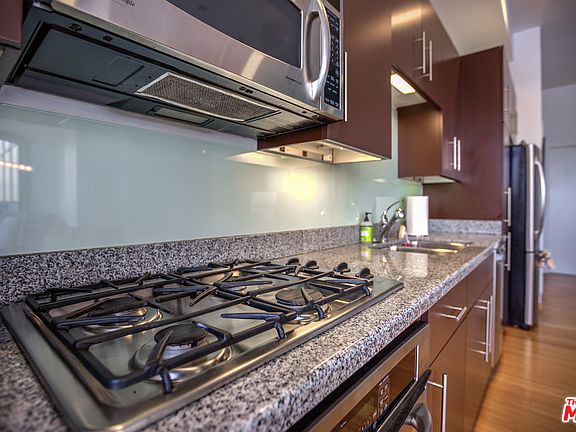 5th image of 1100 Wilshire Blvd #2412