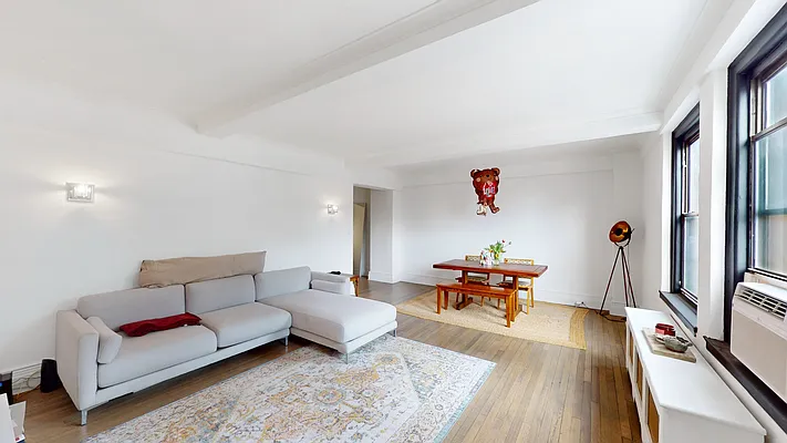 Rented by Oxford Property Group | media 2