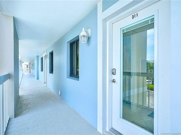 2nd image of 40 NE Plantation Rd APT 311