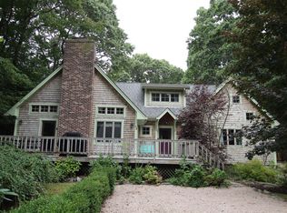 54 Ferry St, Jamestown, RI 02835