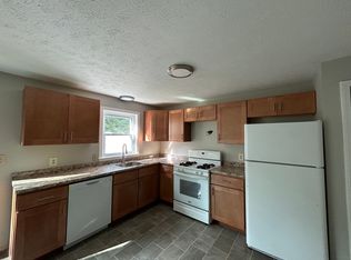 11 Atherton Ave APT 4, Nashua, NH 03064