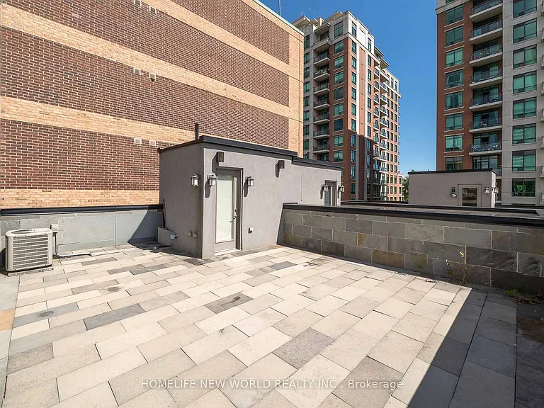 310 Merton St — Photo 29