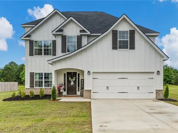 34 Sugar Maple Dr, Fort Mitchell, AL 36856