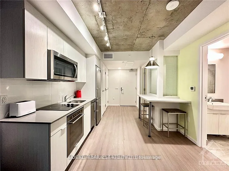 105 Champagne Ave S #1610 — Photo 16