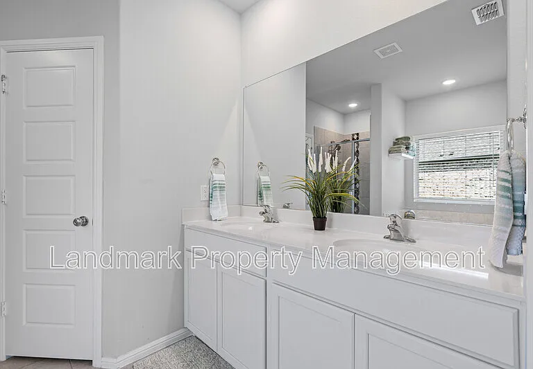 1206 Fox Chase Dr — Photo 19