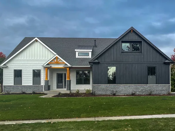 3662 Old Bridge Ln, Elgin, IL 60124