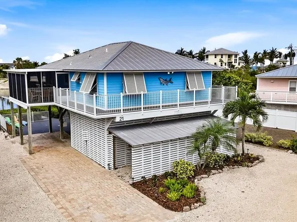 21 Bocilla Dr, Cape Haze, FL 33946