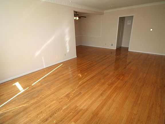 3rd image of 9521 Alcott St APT 7