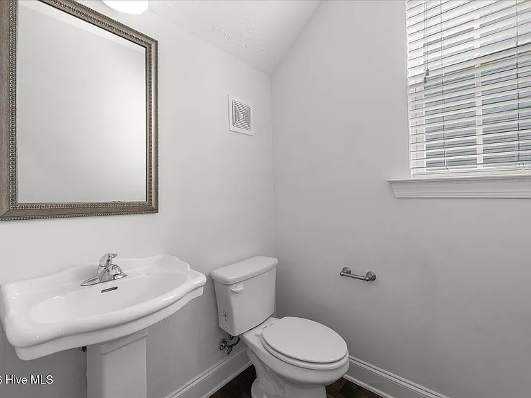 918 Williford Run Dr — Photo 4