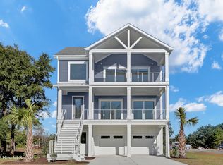 600 Salt Grass Court, Holly Ridge, NC 28445