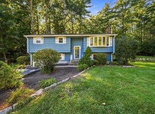 7 Olde Farm Rd, South Easton, MA 02375