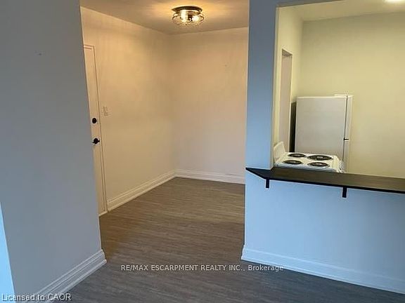 3rd image of 37 Mericourt Rd #211