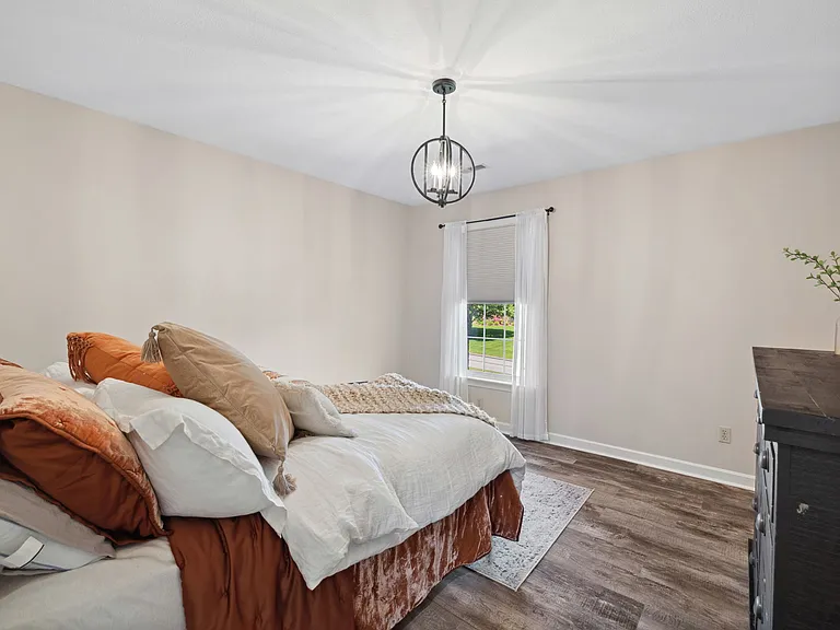 2504 Ron Dr — Photo 50