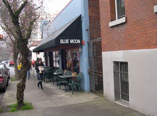 2046 NW Flanders St APT 2, Portland, OR 97209