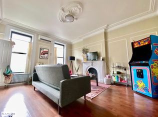 105 Franklin St #2F, Brooklyn, NY 11222