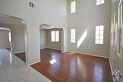 44125 Quarter St — Photo 3