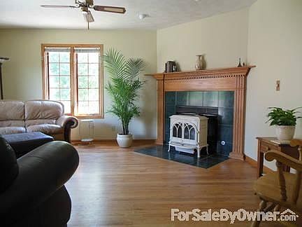 2nd image of 7106 Cass Ave