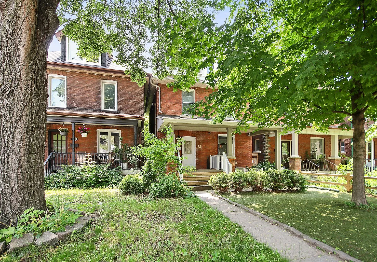 2 bed, $2,425 — Photo 3