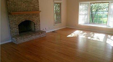 2nd image of 7118 Saddle Oaks Dr