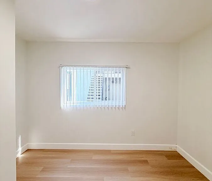 4705 Willow Brook Ave #2 — Photo 11