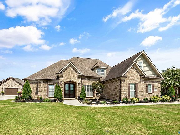 2nd image of 14814 Imperial Dr
