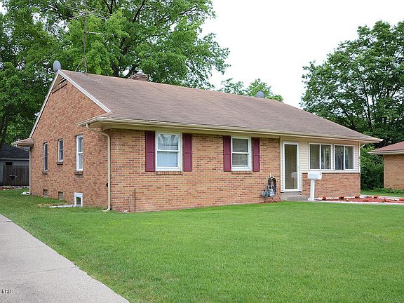 2nd image of 612 Alger St SE