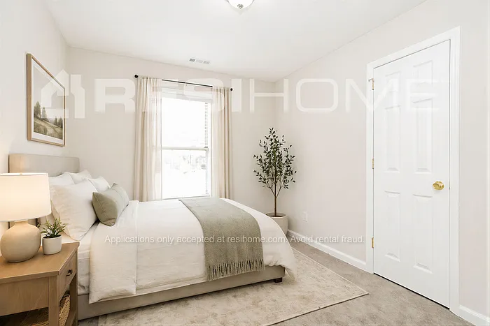 213 Granada Dr — Photo 8