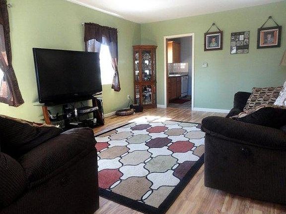 2nd image of 1222 Lewis Ave